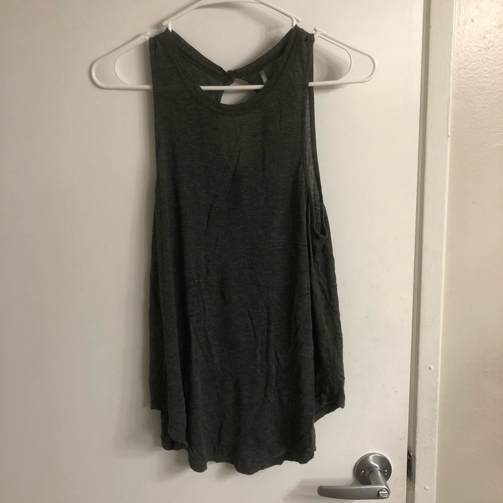 Gray tank top